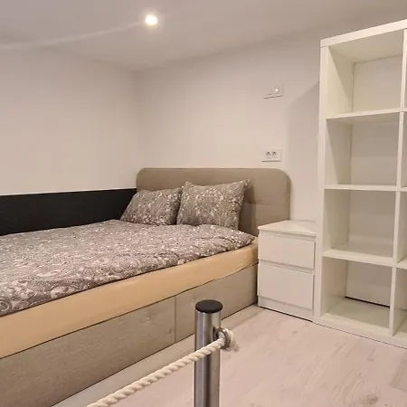 Amb Center Point Appartement *